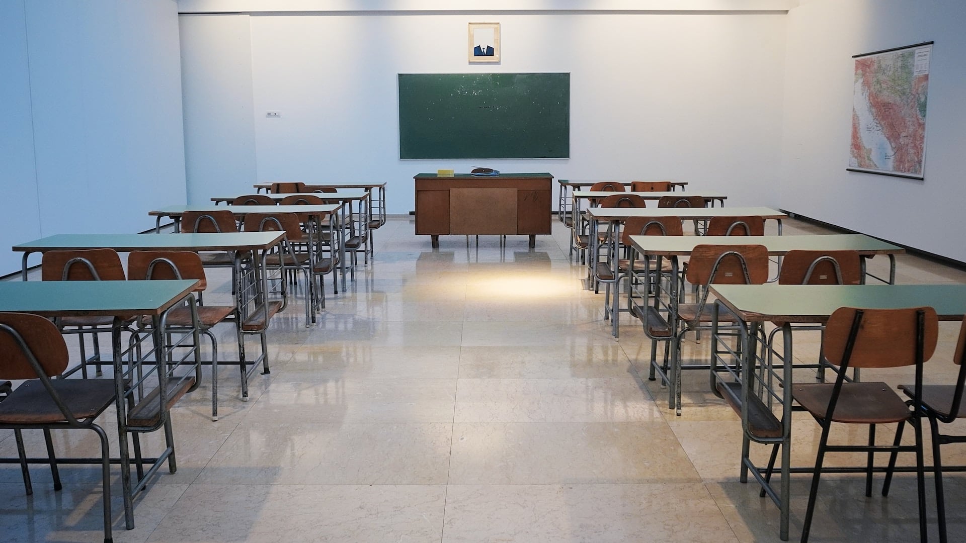 Dispersione scolastica: la Regione deve intervenire